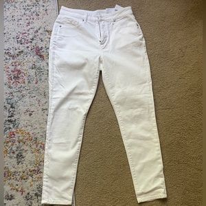 NWT Loft Curvy Mid Rise Skinny Jeans in White Size 28